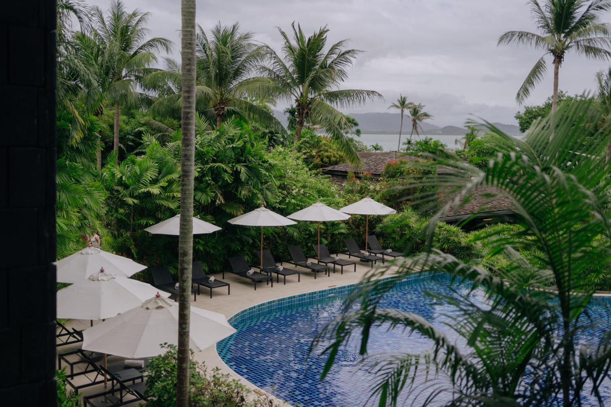 Hotel Barcelo Coconut Island, Phuket Exterior foto